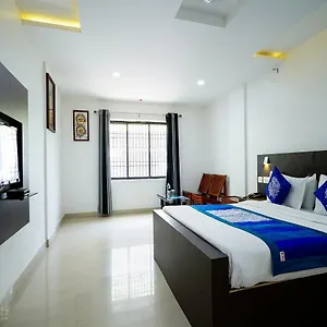 *** Hotel Oyo 022 Hotel Halfmoon India